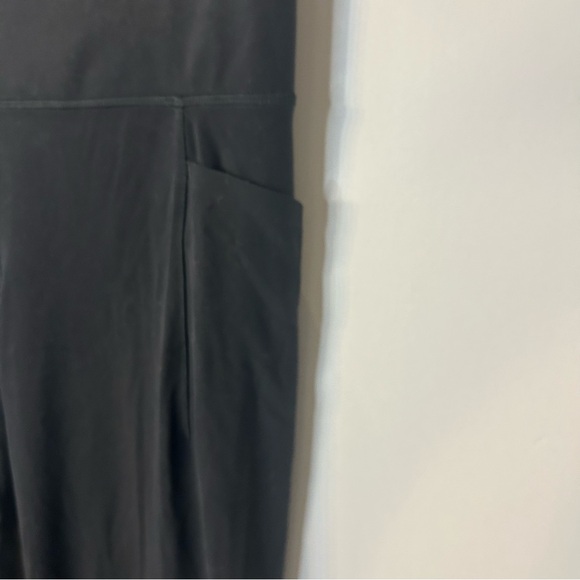 Athleta Women’s Black Salutation Stash Flare Pants Leggings, Size Large - Picture 4 of 10